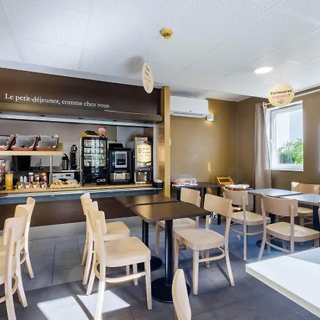 Loubet 酒店 卢贝新城